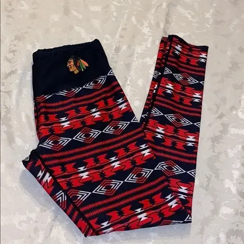 FOCO women’s small Chicago Blackhawks hockey leggings Black