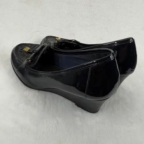 Lauren Ralph Lauren Black Patent Leather Wedge Loafers with Gold Accents 8 READ
