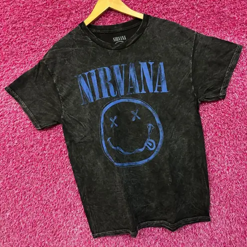 Nirvana Never Mind Smiley Face Grunge Mineral wash Tshirt size Large