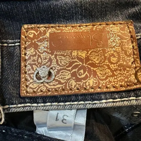 Shyanne Cowgirl Jeans Size 31 Inseam 33 Embroidered Bootcut