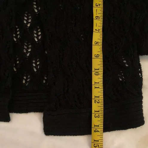 Y2K Whimsygoth black crotchet knit bolero shrung crop jacket cardigan top blouse short sleeve one top button #acubi #dark academia #preppy #subversive #vampy Size S - Image 5