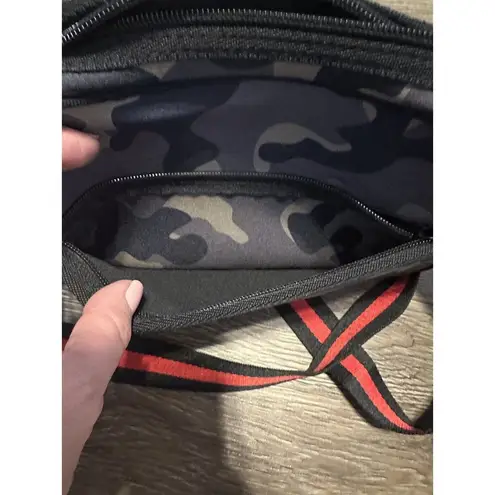 Neoprene Crossbody Camo Neoprene Fabric Black Red Crossbody Strap