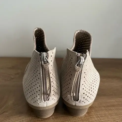 Kenneth Cole Reaction Beige Perforated Ankle Booties Women’s 12 New