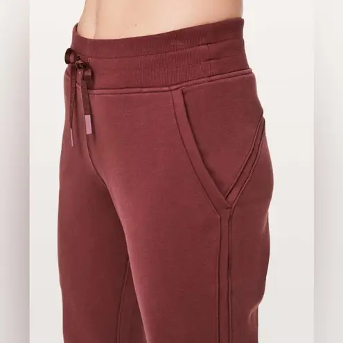 Lululemon  Warm Down Joggers in Savannah (Burgundy)