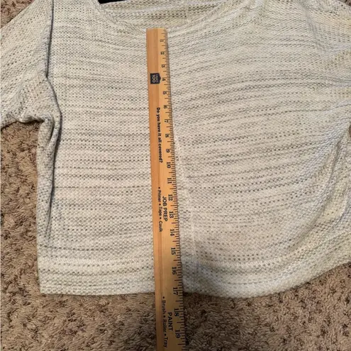 Cyrus Women's Oversized Knit Top Cream Gray Long Sleeve Casual