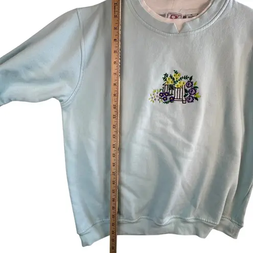 Real Work Wear Embroidered Floral Crewneck Sweatshirt Pullover XL Cottage Granny Blue