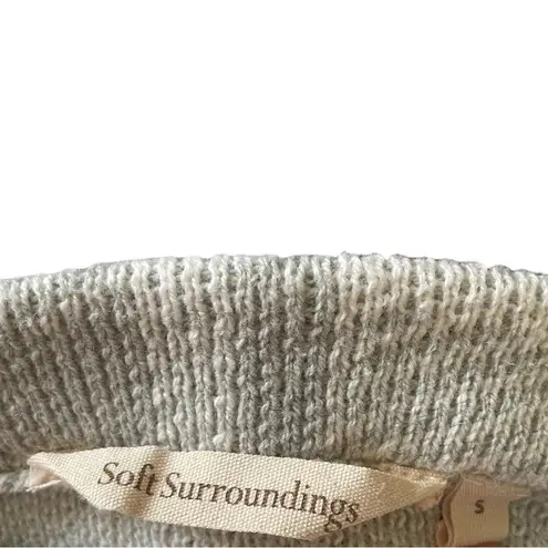 Soft Surroundings Gray White Plaid Stretch Mock Neck Classic Classy Knit Sweater