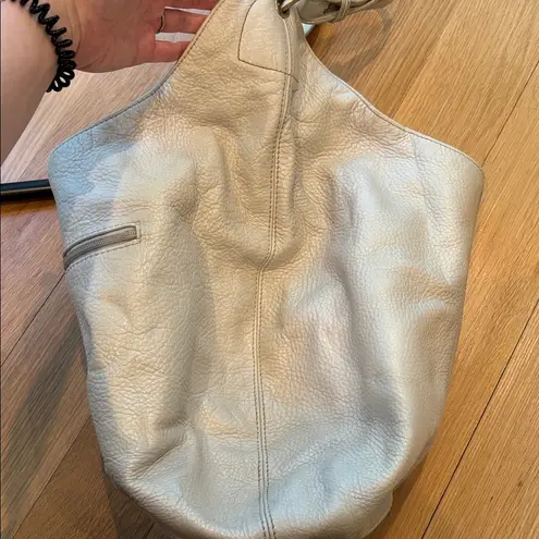 Hobo International Leather Shoulder Bag Purse Cream Silver