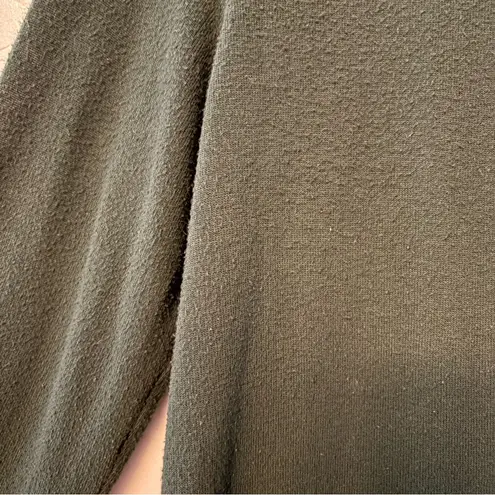 Alo Yoga  dark green glimpse long sleeve sweater size medium