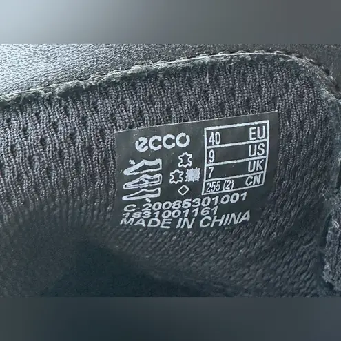 ECCO Women's Crepetray Hybrid L Ankle Boots SIZE 40/9 in women preowned Purple