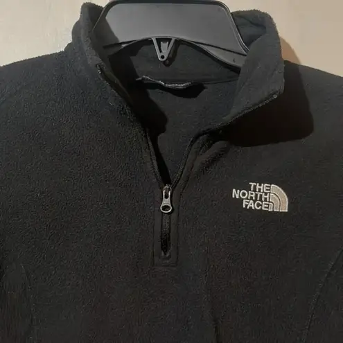 The North Face Black 1/4 Zip Up Pull Over