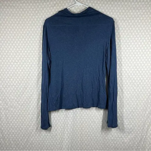 Lululemon  Heathered Blue Long Sleeve Linen Blend‎ Mock Neck Top