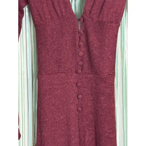 Win Win Maroon Ribbed Knit Long Sleeve Flare Legged With Slit, Open Tie Back, L Red Size L