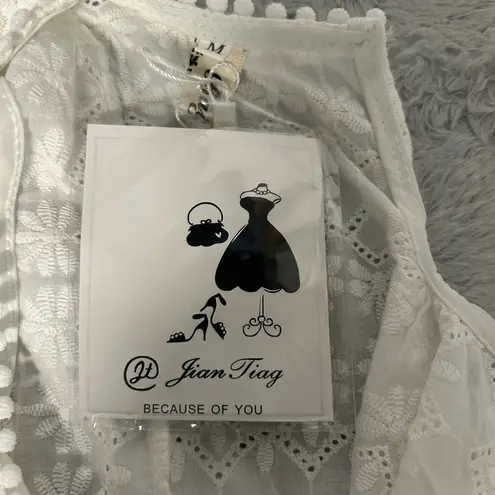 White Eyelet Lace Ruffle Babydoll Top Size M