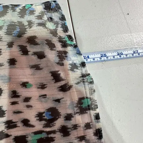 Ann Taylor  LOFT NWT Women’s blouse Size S Gold Shimmer Animal‎ Print