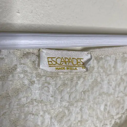 Escapades White Lace Vintage Sheer Stretchy Short Sleeve Top Small Coquette