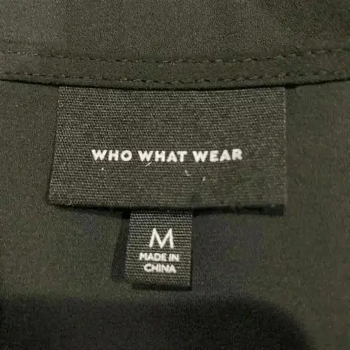 Who What Wear ⭐️  black blouse in size medium