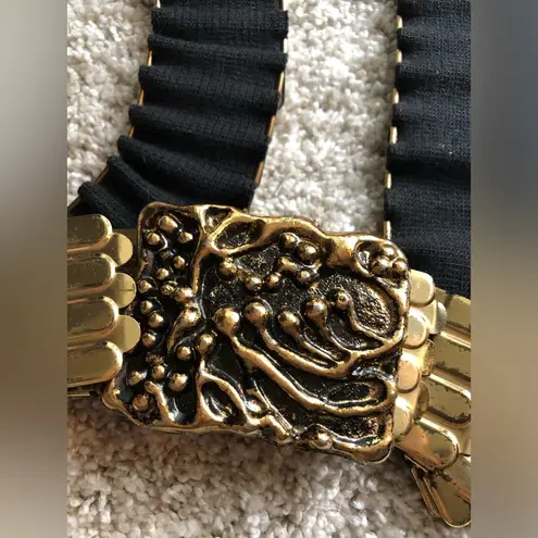 Vintage Gold tone metal Statement belt elastic adjustable 34” Renaissance