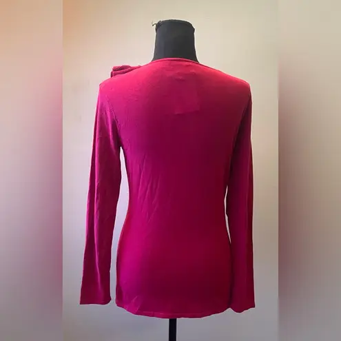 Doncaster - Fuchsia Ruffled V-Neck Blouse Size SM