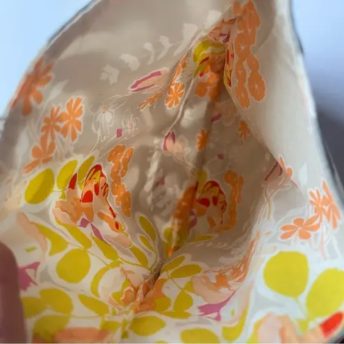 Little Orange Scooter Fabric Pouch Wallet Coin Purse Clutch Wristlet Grey White