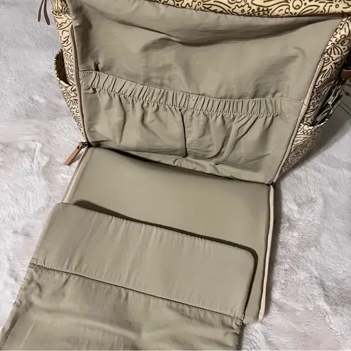 Petunia Pickle Bottom Boxy Backpack Diaper bag in Muses of Matisse Tan