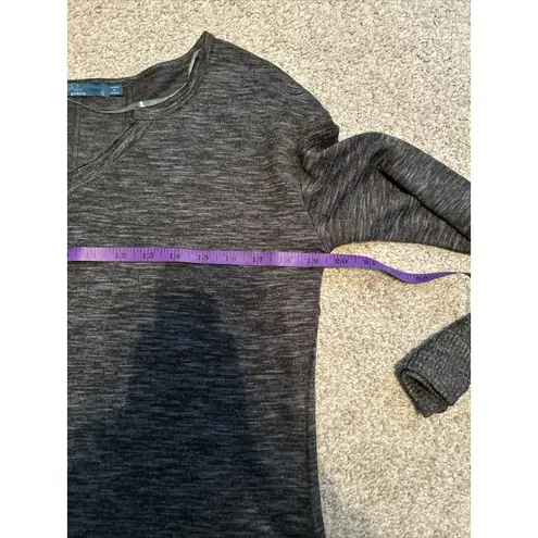 prAna Women’s Long Sleeve Dark Grey V-Neck Top small