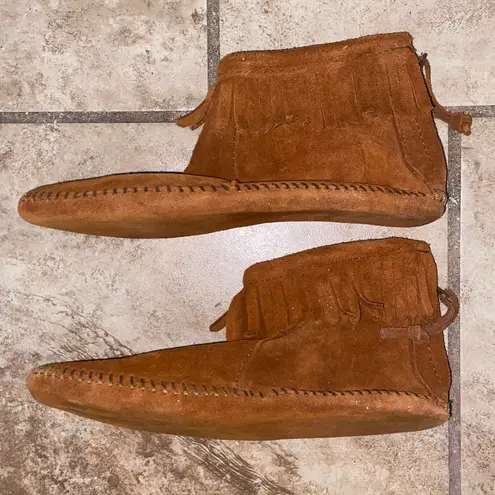 Minnetonka SOFT SOLE FRINGE BOOTS BOHO HIPPIE BOOTIES  - Image 4
