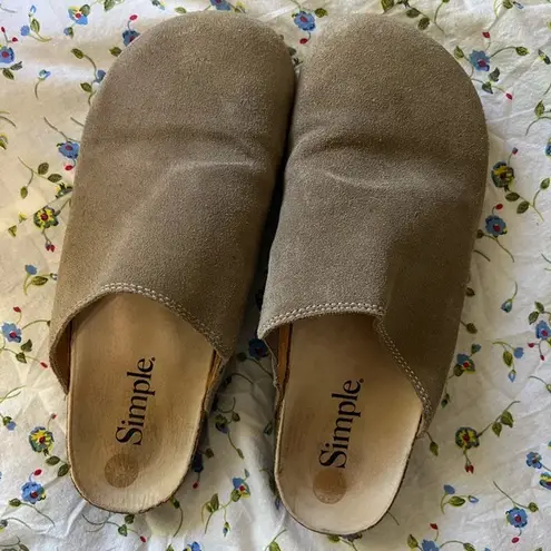 Simple clogs Tan Size 11