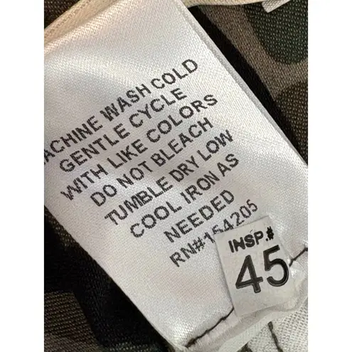 Cooper and Ella Copper & Ella Wrinkle Resistant Green Camo Stretch Pullon Ankle Pants sz 8 NWT