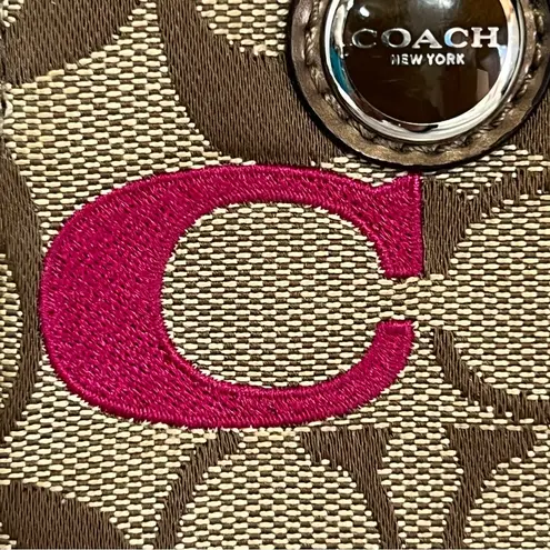 Coach  wristlet wallet coin purse - Image 3