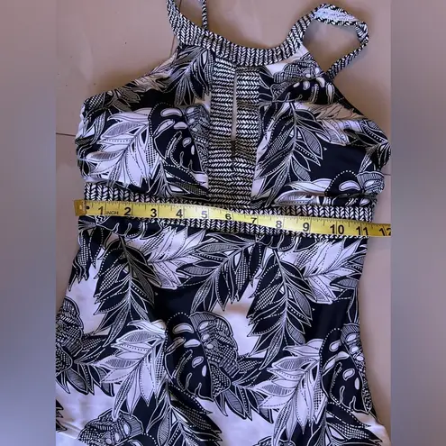 Catalina Women's High Neck Keyhole One Piece Swimsuit Size Small Black/White