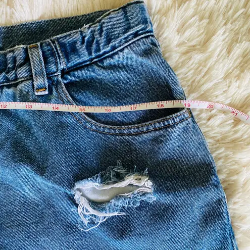 VTG LL Bean Relaxed Fit Distressed Frayed Hem Denim Blue Jeans Shorts Womens 16