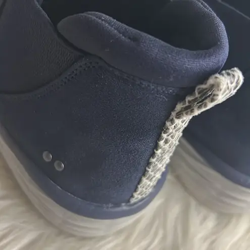 Ryka Niah Ankle Boots Women’s Size 9.5
Navy Slip-On Ankle Boots