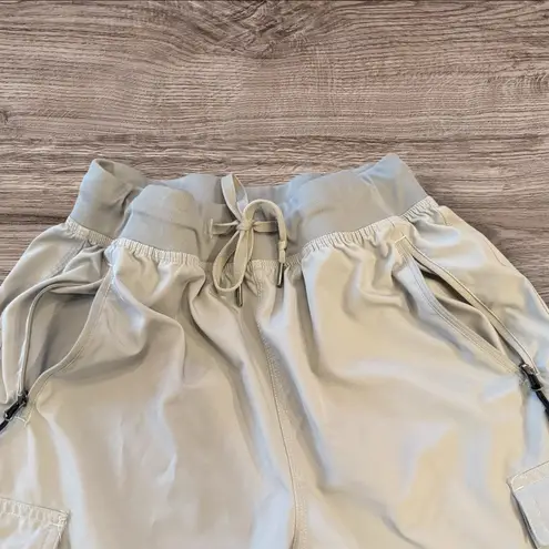 SOOTHFEEL Cargo Jogger Pants Light Gray Zip Pockets Drawcord Hem S