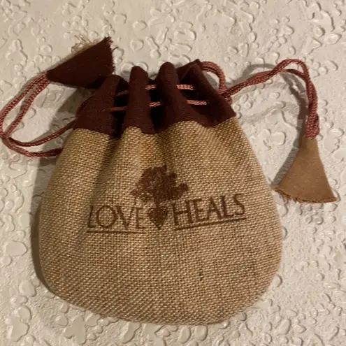 Neiman Marcus Love Heals Faceted Green Agate Bracelet Sold Out from with pouch