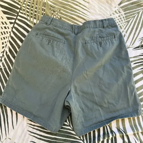 Bermuda Green Highwaisted  Shorts