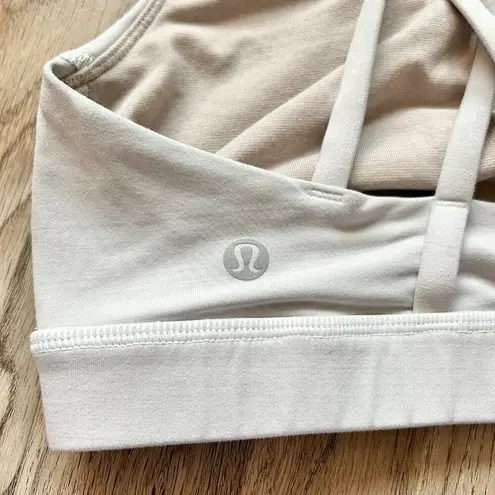 Lululemon  Athletic Workout Energy Bra Off White Size 4