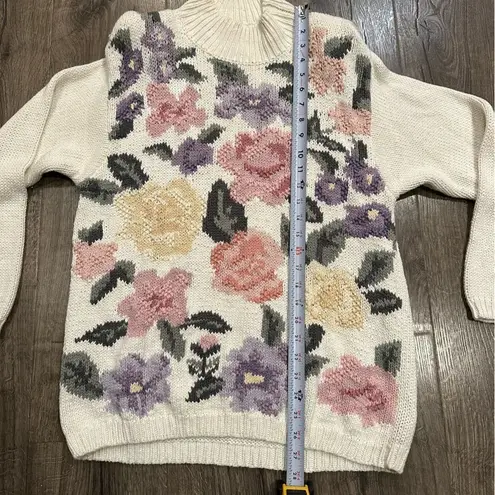 Vintage Hand Knit Chrysanthemum Sweater Womens White Floral Pink Purple Flowers Size M