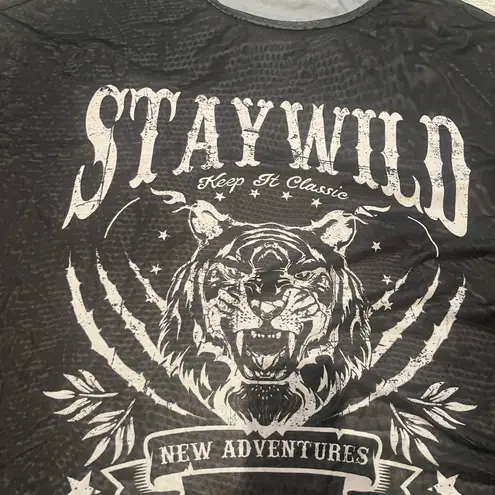 Women’s Black Round Neck Short Sleeves Stay Wild Black Graphic T