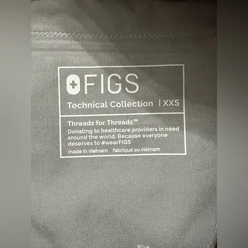 FIGS NWT  Women’s Charlotte 21 Pocket Slim Scrub Pants - XXS - Dark Space Grey