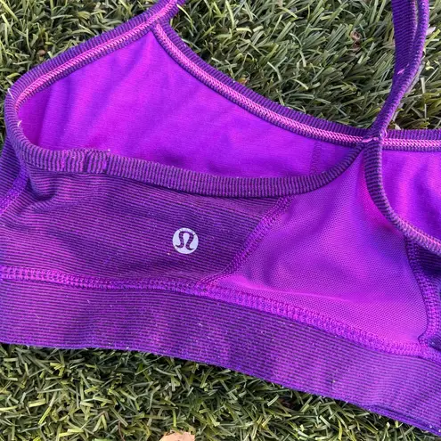 Lululemon  Flow Y Sports Bra