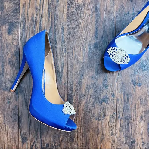 Badgley Mischka • Goodie Peep Toe Pumps satin jeweled Royal Blue Silk crystal