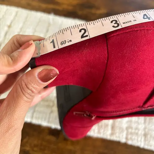 Jaclyn Smith Women's Dulce Fashion Bootie - Red Size 10