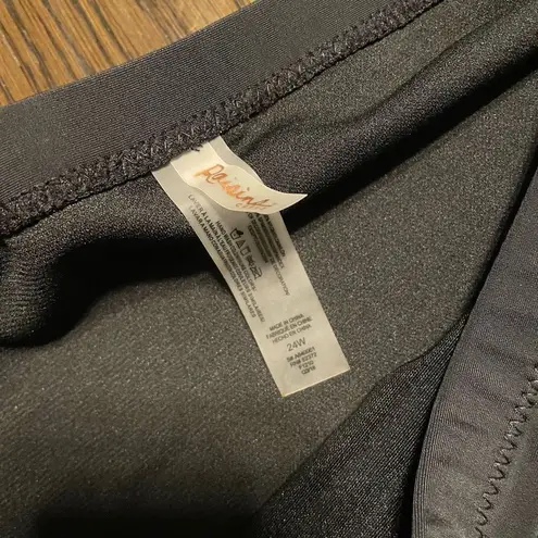 Raisin's Curve Costa Ruched Black Plus Size Tummy-Control Bikini Bottom 24W NWT