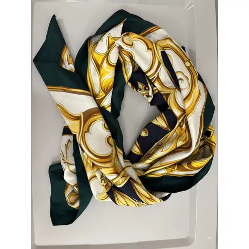 Luxury Scarf Women's Classic Gold Baroque Print Neck Purse Scarf Elegant 34X34