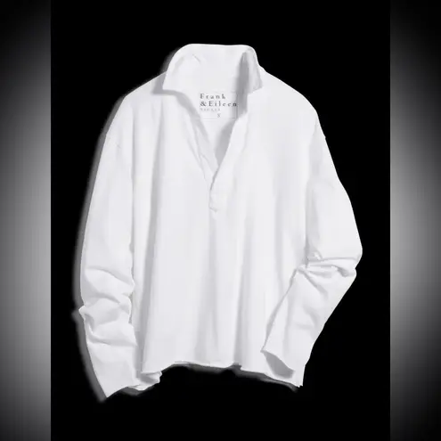 Frank & Eileen Patrick Popover Henley in White, Size Medium
