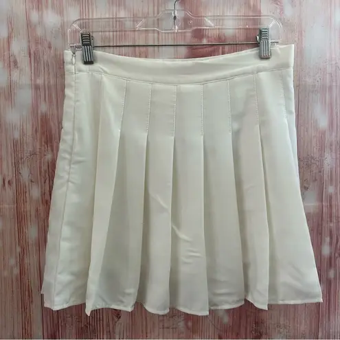 Cider  White Pleated Mini Skort