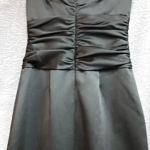 David's Bridal David’s bridal size 2 black satin long pencil skirt gown has V-neck