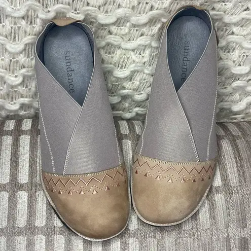 Sundance Women's Leather and Embroidered Tan and Taupe Elastic Banded Shoes Size 7