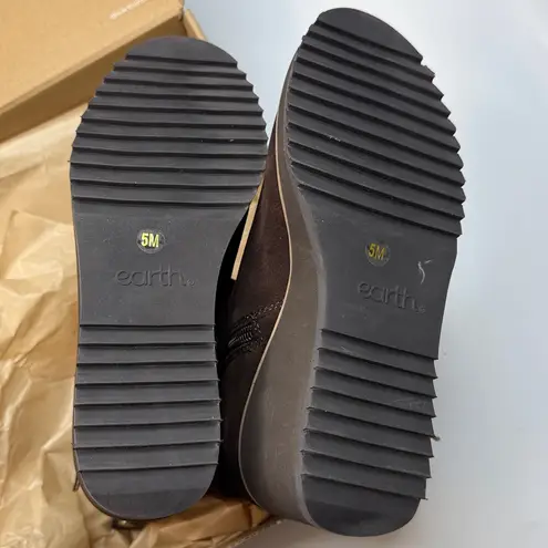 Earth Women's Chace Buckle Strap Wedge Booties